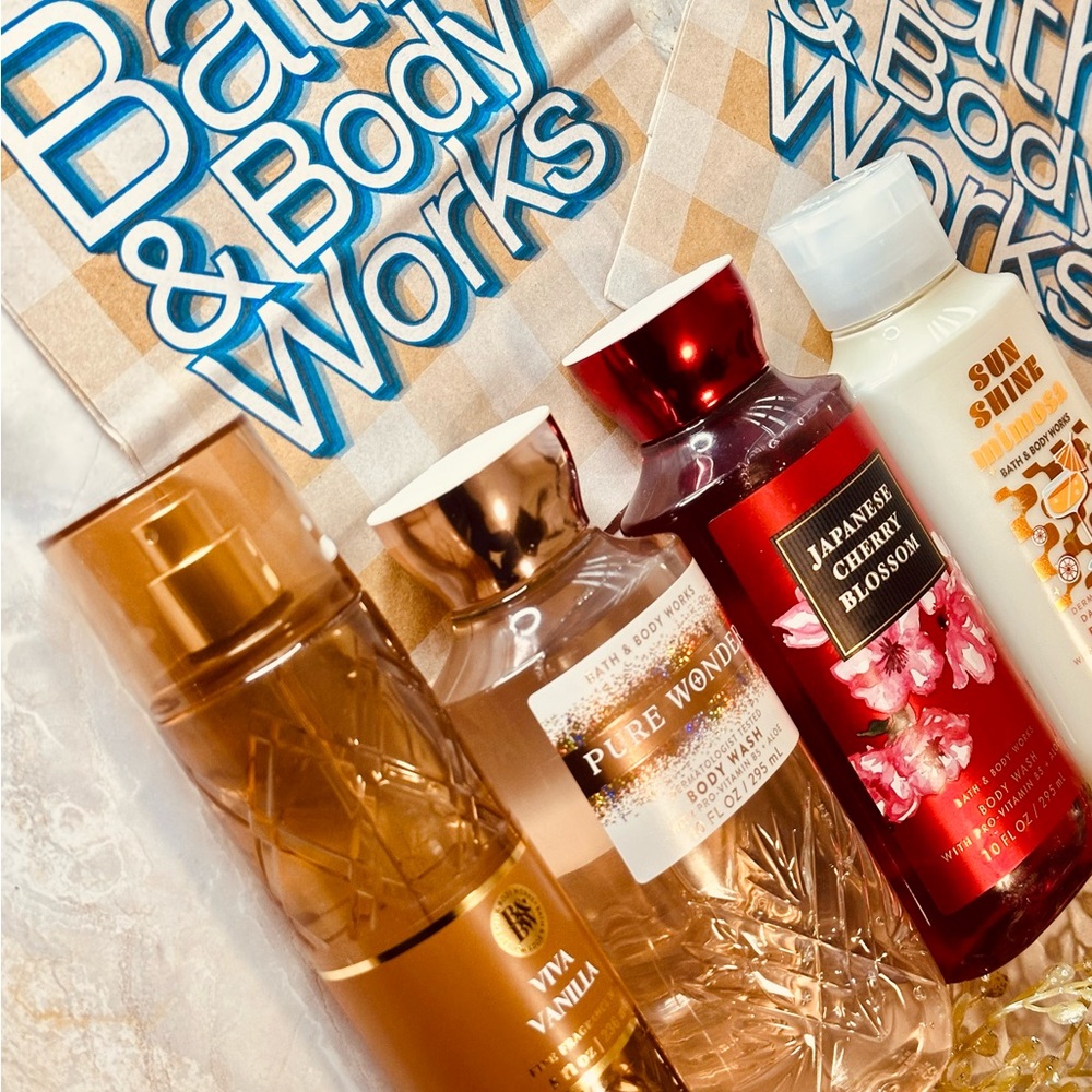 Lot of Bath & Body Works Body Wash Set - Gold, Pink, Red, White